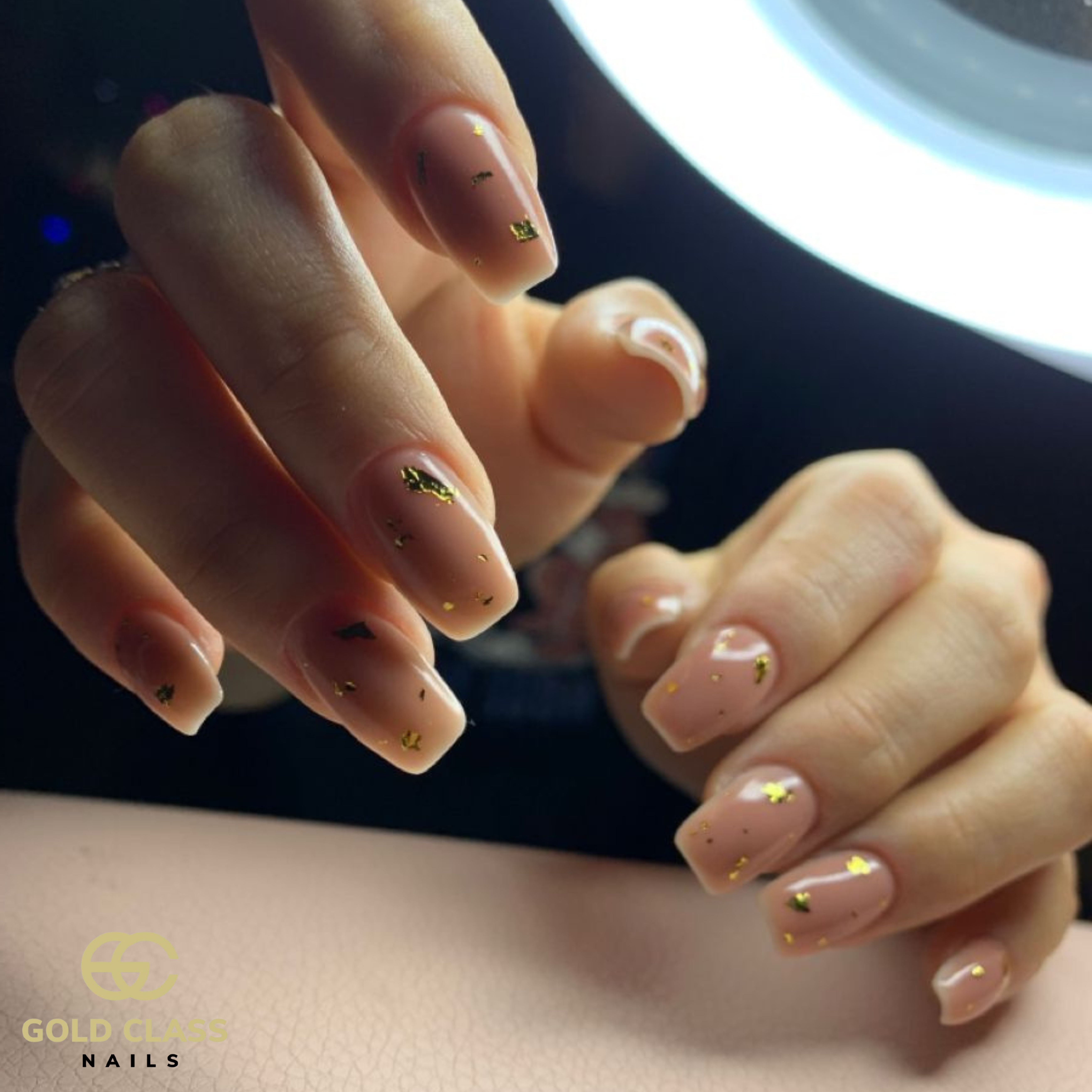 Nail colours